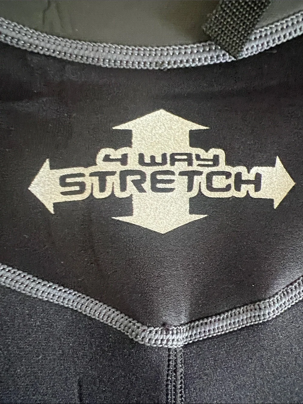 Gotcha Men’s Wetsuit - NWT Size L